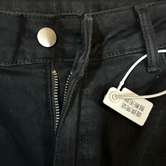 🆕Studio Black Fringe Hem Jeans - Picture 5 of 11